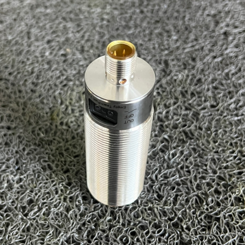 德國IFM易福門光電傳感器精巧型矩形設(shè)計O7E203